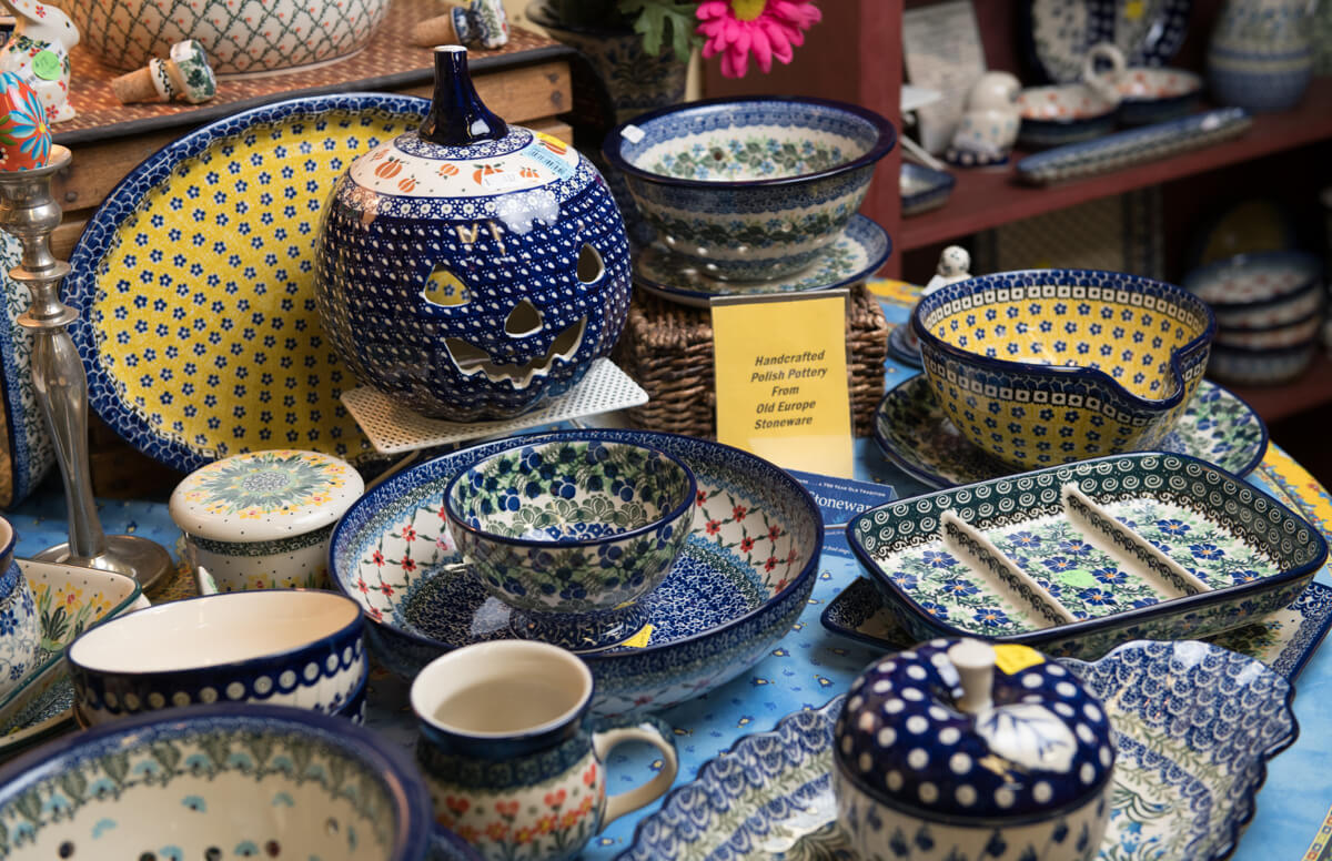 shop-polish-dishware-old-europe-stoneware-markets-at-shrewsbury
