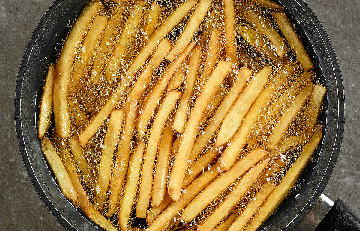 how to make french fries from potatoes in oil