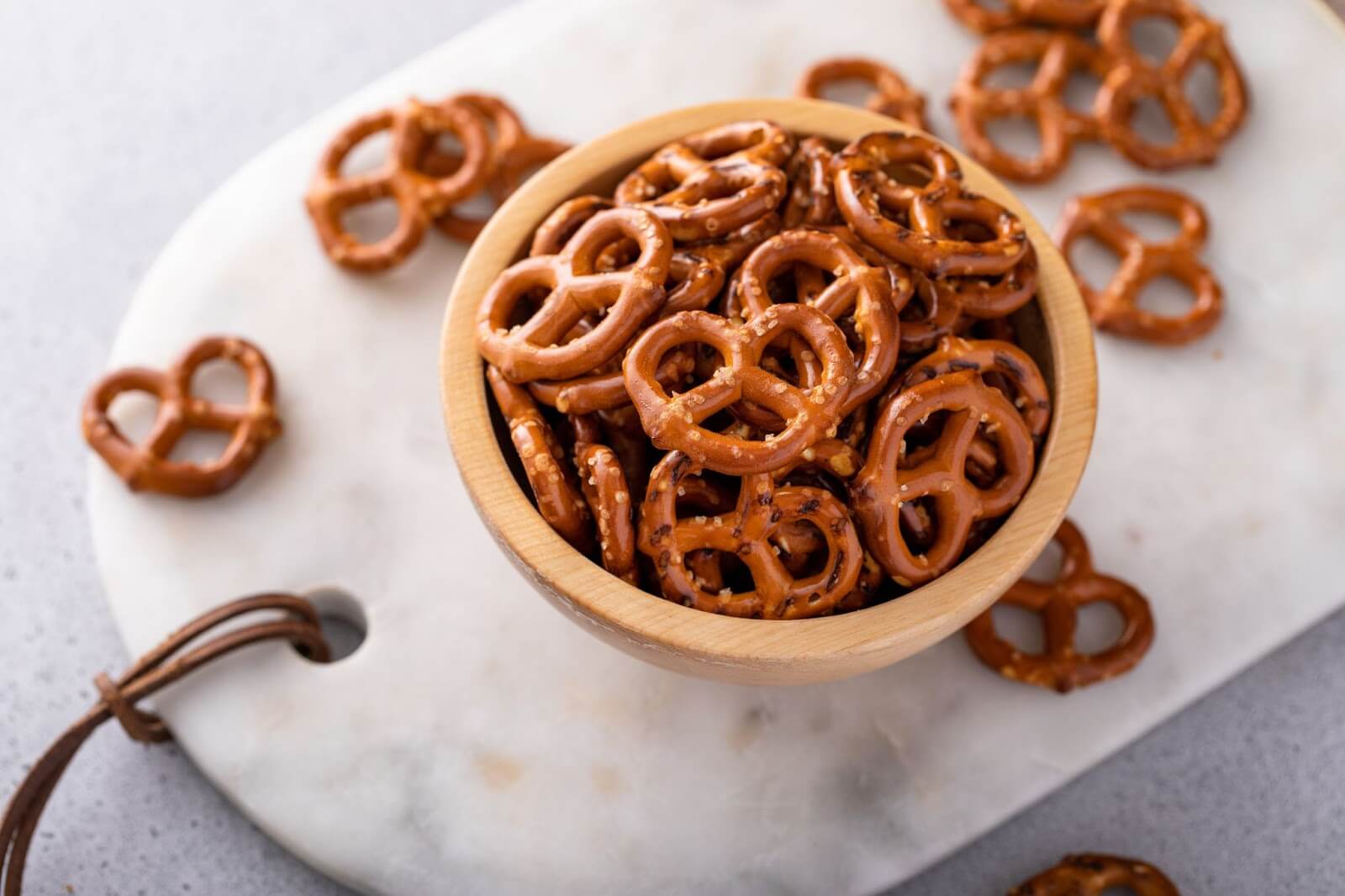 a bowl of small pretzel snacks